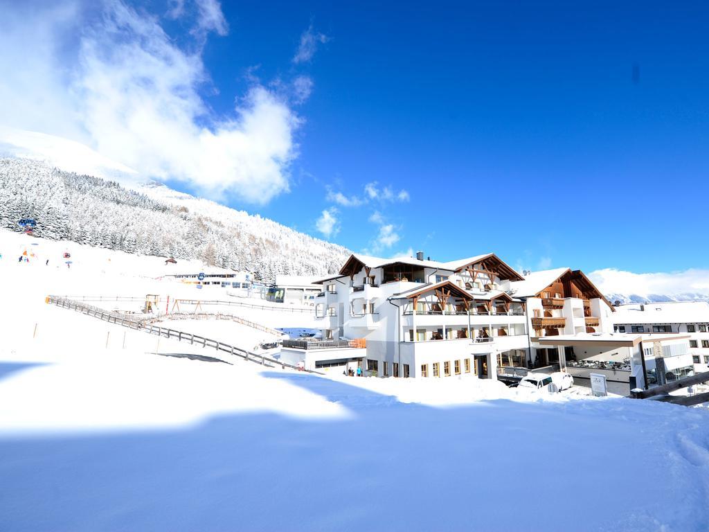 Hotel Röck Garni Fiss Exteriör bild